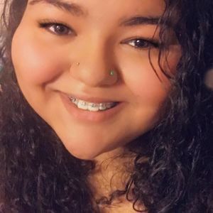 Meet your Posher, Alexandra